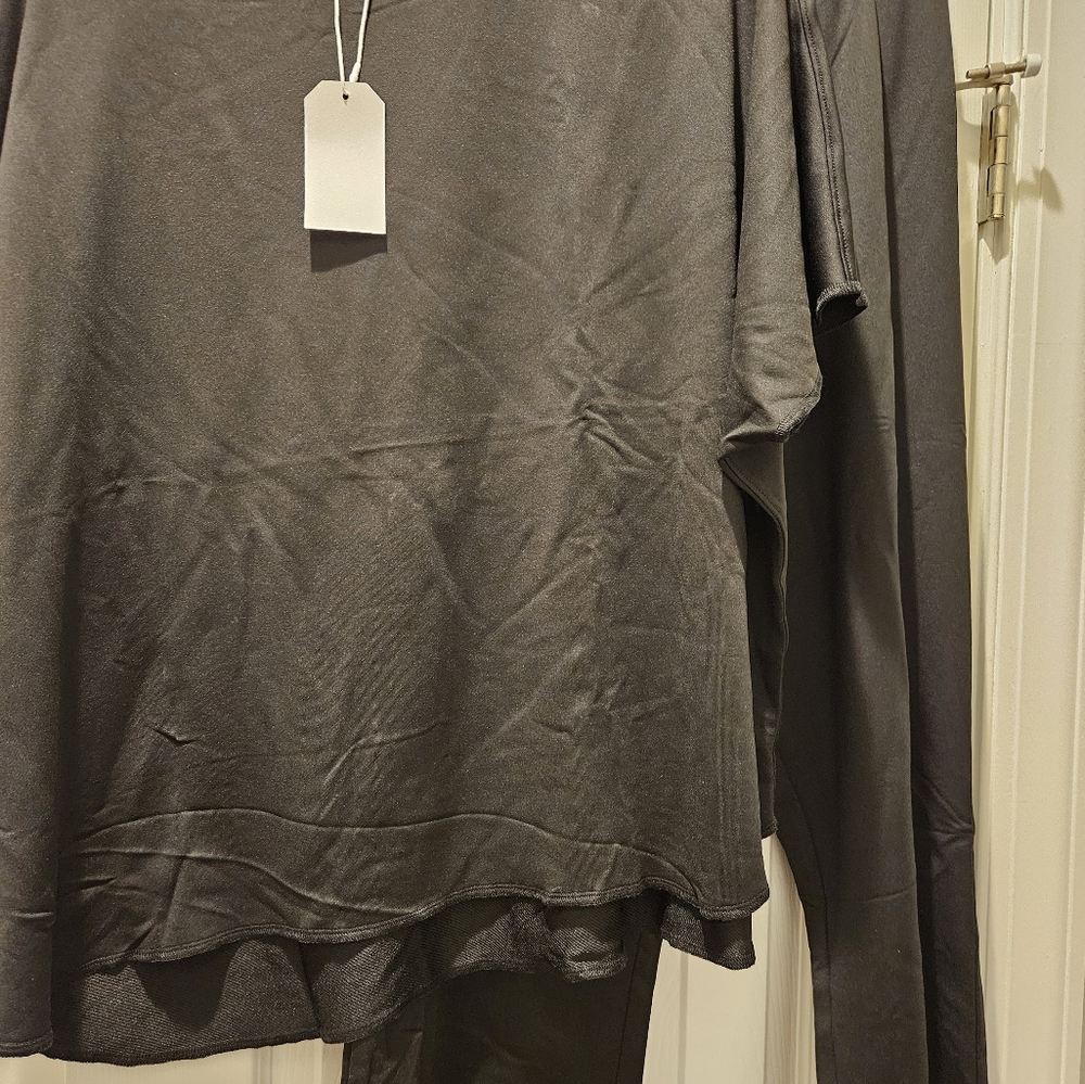 Black Shirt and Capri pants set